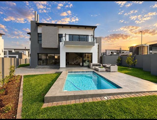 4 BEDROOM HOUSE FOR SALE IN FOUNTAINBROOK ESTATE